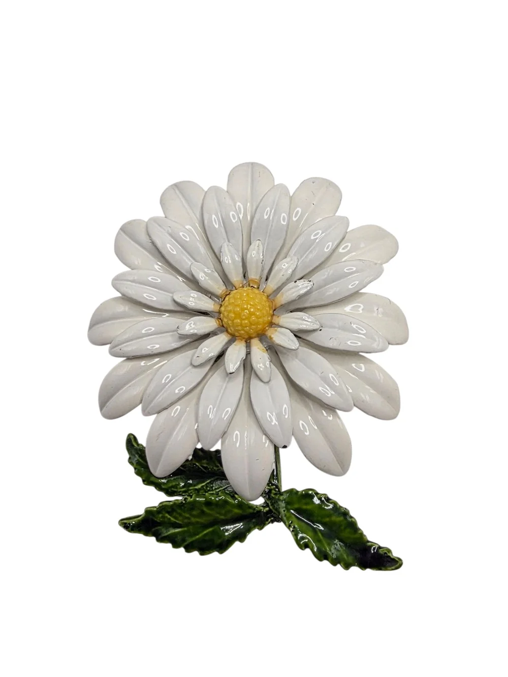 Vintage 1960's White Daisy / Chrysanthemum Enamel Flower Brooch Pin Green Leaves